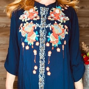 Women’s Solitaire blouse